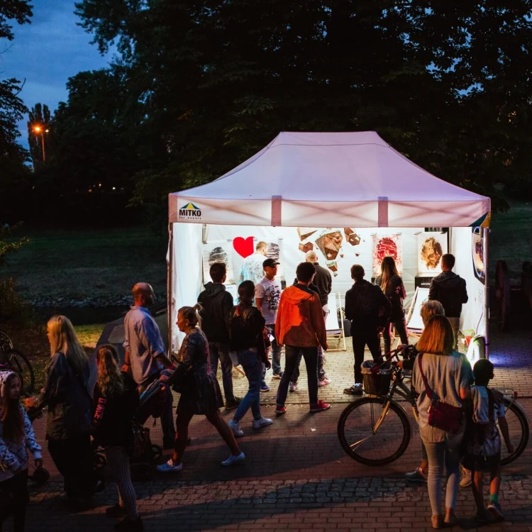 Namiot ekspresowy 3x4,5 Octa Pro LED