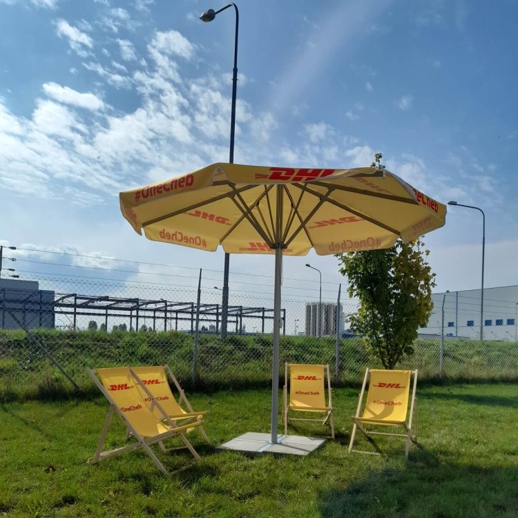 lezaki-reklamowe-z-nadrukiem-dhl.jpg