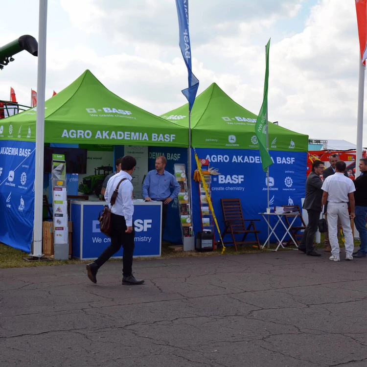 Namiot reklamowy ekspresowy 3x3 m z 100% nadrukiem + 3 ściany