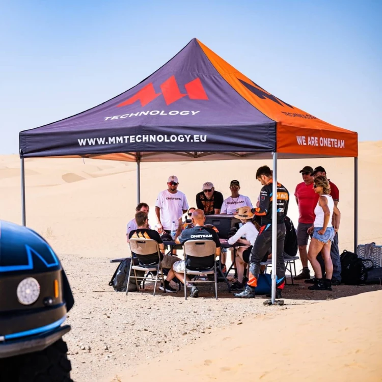 Namiot reklamowy 4x4 z nadrukiem MMTECHNOLOGY