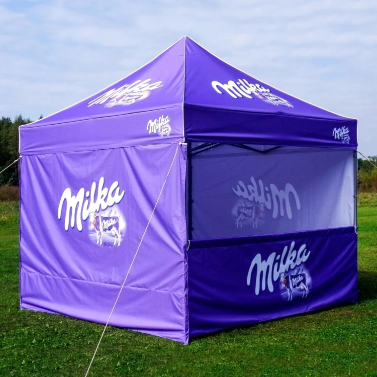 Namiot reklamowy 3x3 z nadrukiem, 2 ściany, drzwi, półbok, z nadrukiem Milka