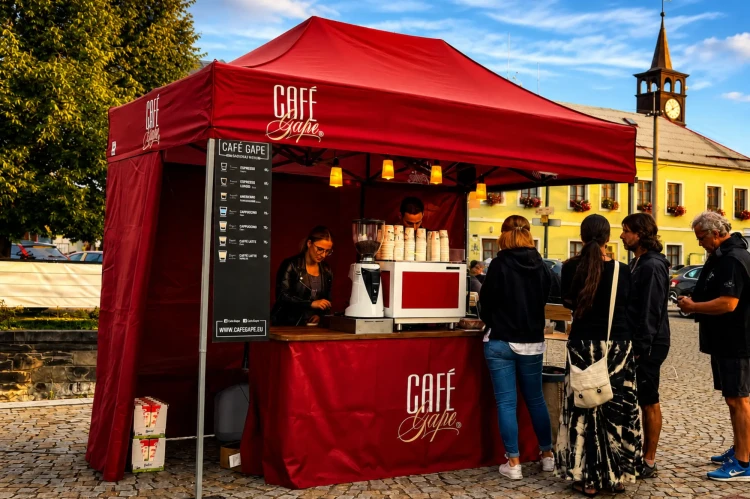 namiot-ekspresowy-2x3-z-nadrukiem-na-falbanach-cafe-gape.webp