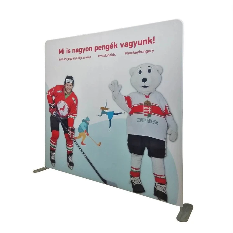 scianka-reklamowa-prosta-2400-Magyarorszag.jpg